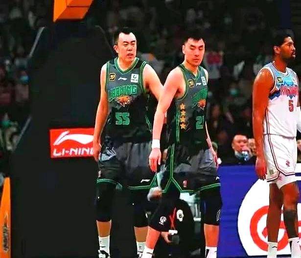 格勒诺布尔球员攻防兼备，稳固中游位置